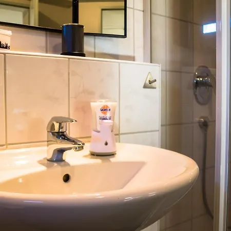 Little Beauty Souterrain *